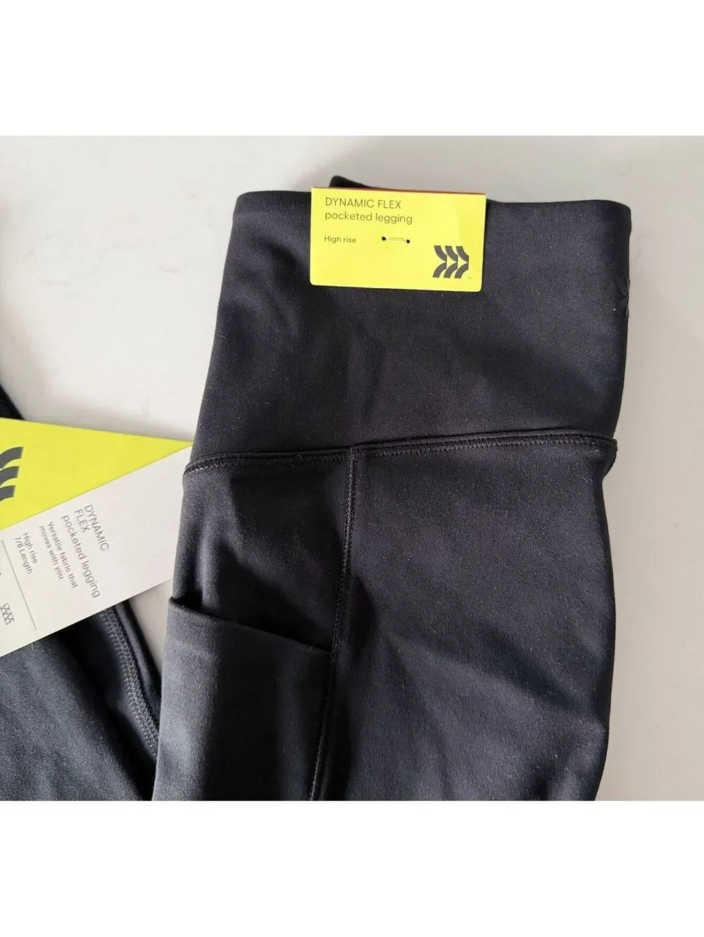 All in Motion Black Dynamic Flex Pocketed UPF 50+ 7/8 Leggings Women Size XS